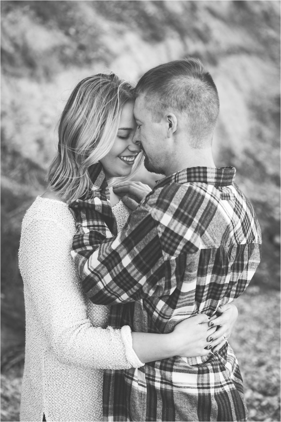 MILWAUKEE LAKEFRONT ENGAGEMENT SESSION | HAPPY TAKES PHOTOGRAPHY