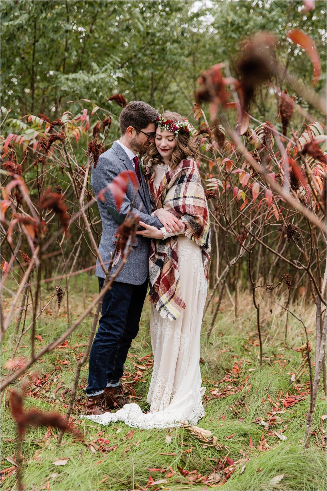 Fall Wedding in Richfield, Wisconsin | Happy Takes Photography