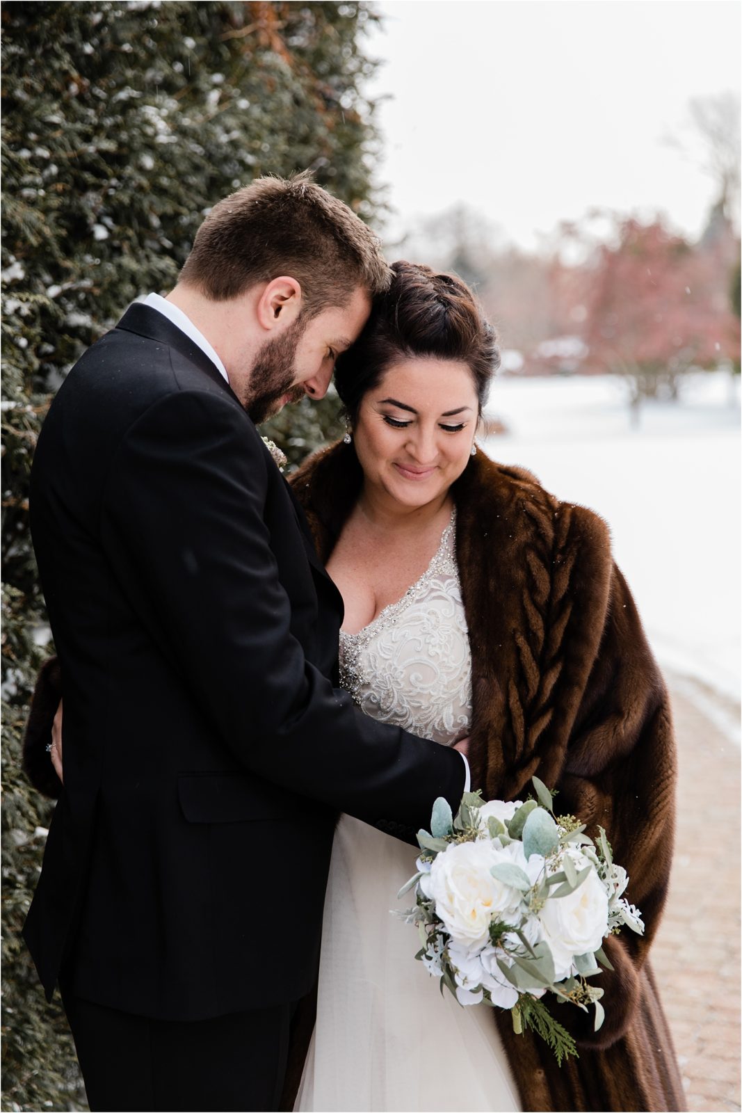 Wisconsin Winter Wedding at the Osthoff Resort | Happy Takes Photography