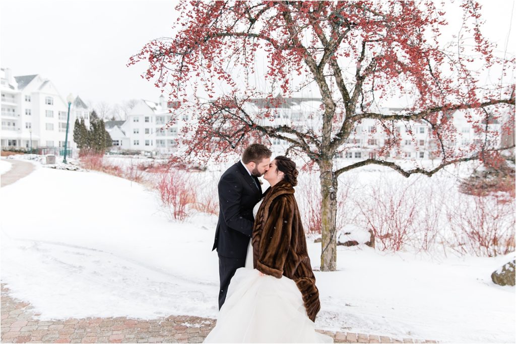 Wisconsin Winter Wedding at the Osthoff Resort | Happy Takes Photography