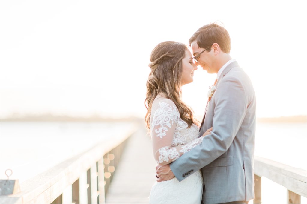 Charleston Wedding Bride & Groom | Happy Takes Photography